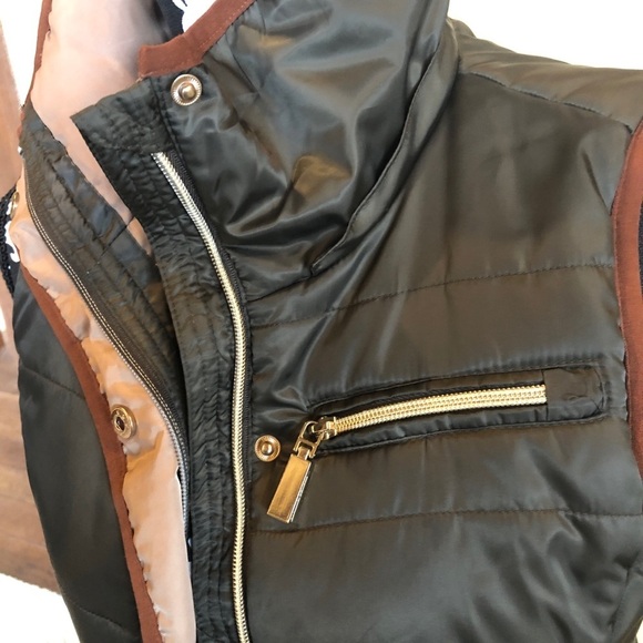 Olive Puffer Vest - Picture 4 of 7